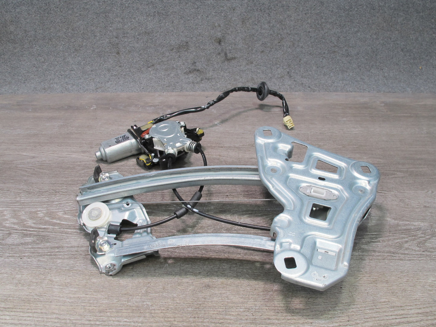 10-15 Lexus IS350 IS250 Convertible Rear Right Window Regulator w Motor OEM