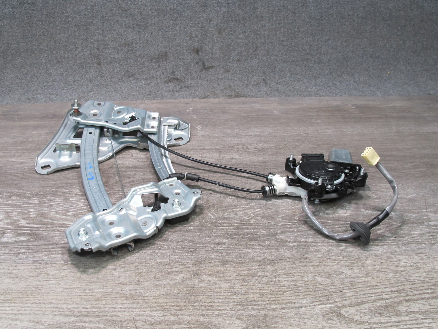 10-15 Lexus IS350 IS250 Convertible Rear Left Window Regulator w Motor OEM