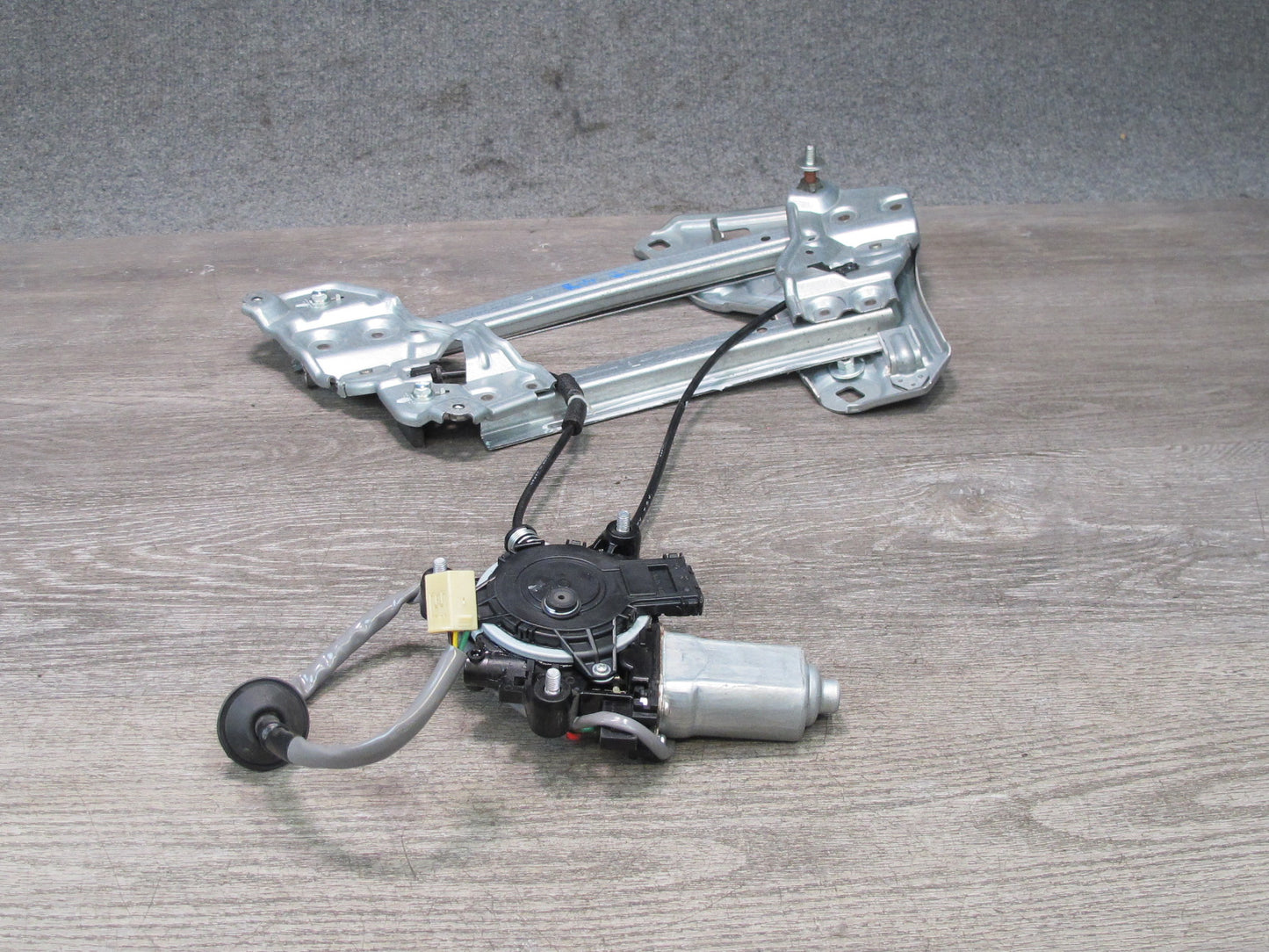 10-15 Lexus IS350 IS250 Convertible Rear Left Window Regulator w Motor OEM