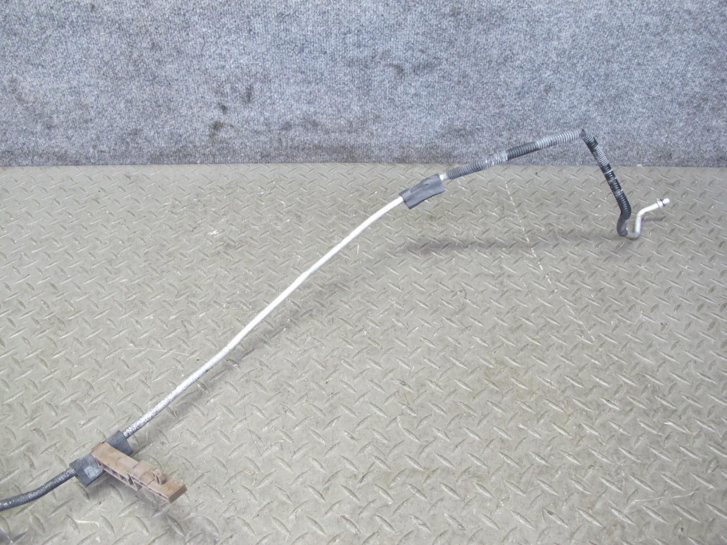06-13 Lexus IS350 IS250 RWD A/T AC Air Conditioning Condenser Hose Line Set OEM