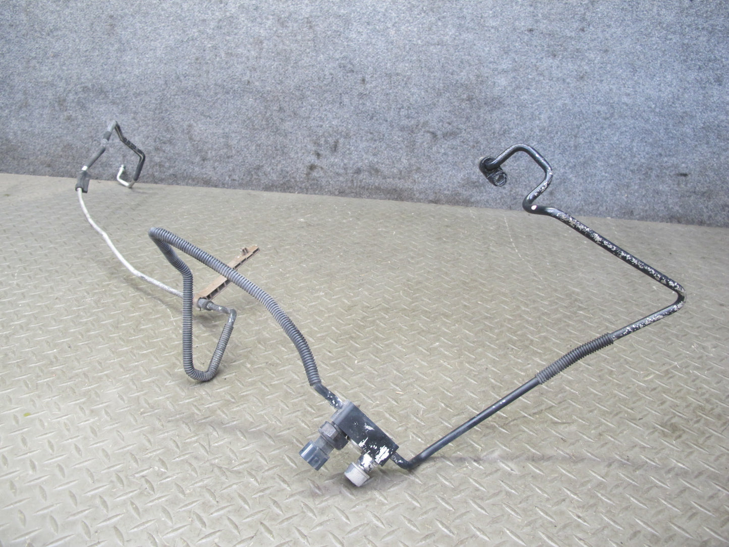 06-13 Lexus IS350 IS250 RWD A/T AC Air Conditioning Condenser Hose Line Set OEM
