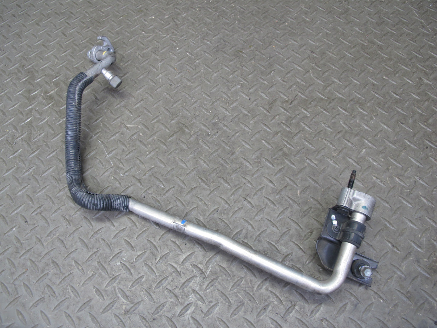 06-13 Lexus IS350 IS250 RWD A/T AC Air Conditioning Condenser Hose Line Set OEM
