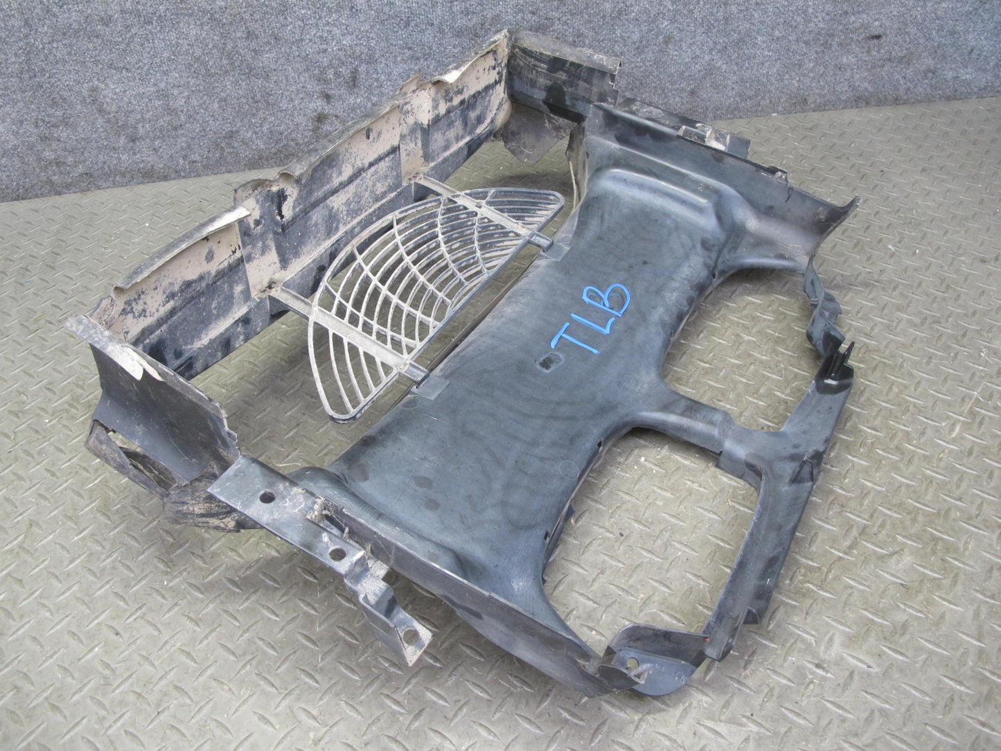 2001-2006 BMW E46 M3 S54 Engine Motor Front Radiator Air Duct Shroud Support