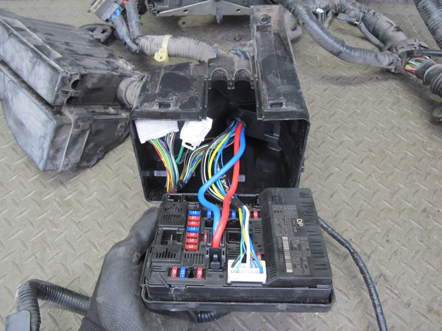 2014 Infiniti QX60 2.5L Hybrid Engine Bay Motor Wire Wiring Harness w Fuse Box