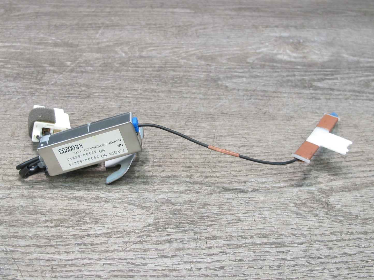 10-15 Lexus IS350 IS250 Convert Radio Antenna AMP Amplifier Control Module OEM