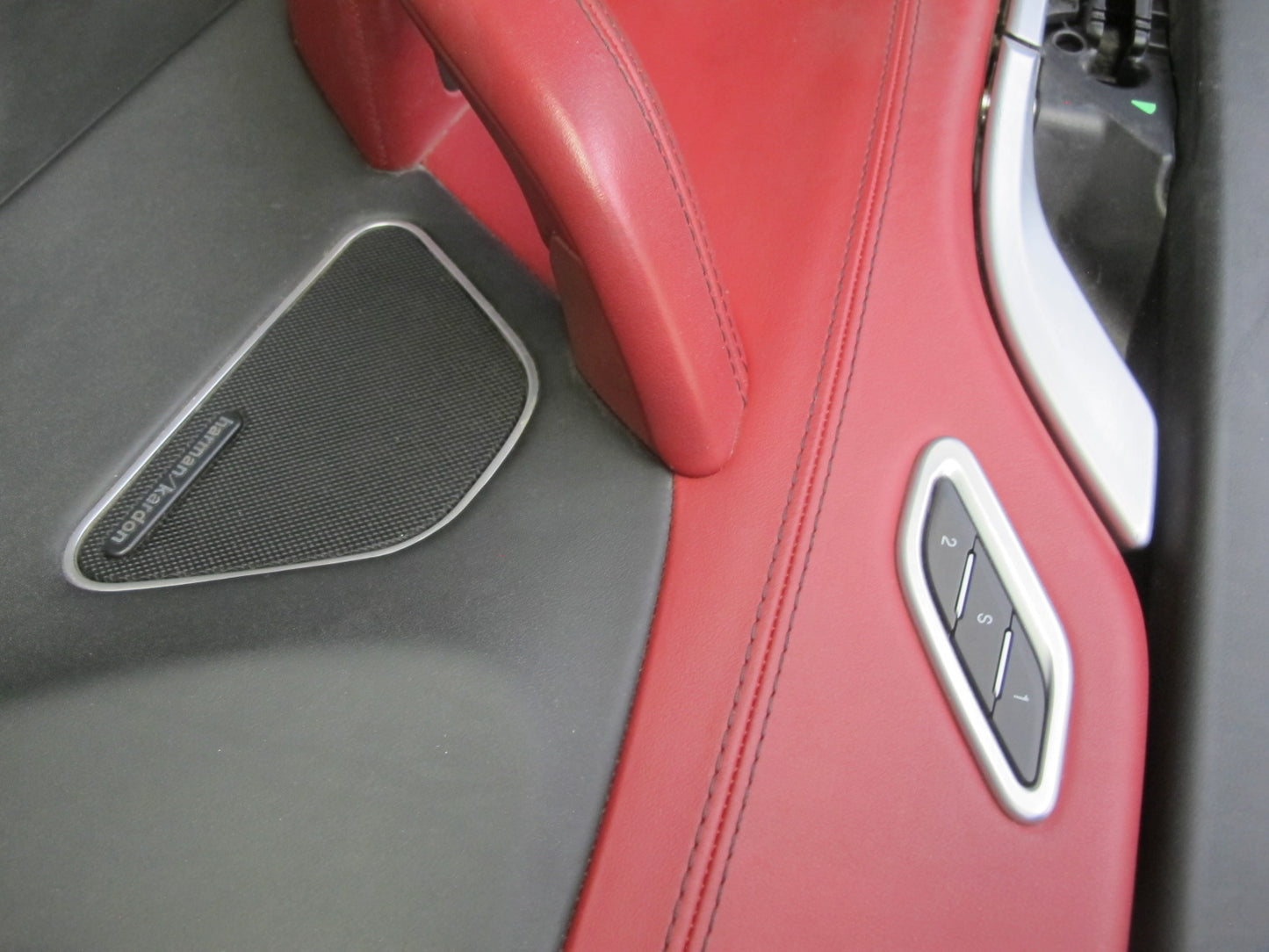2017-2020 Maserati Levante M161 Front Left Side Door Interior Trim Cover Panel