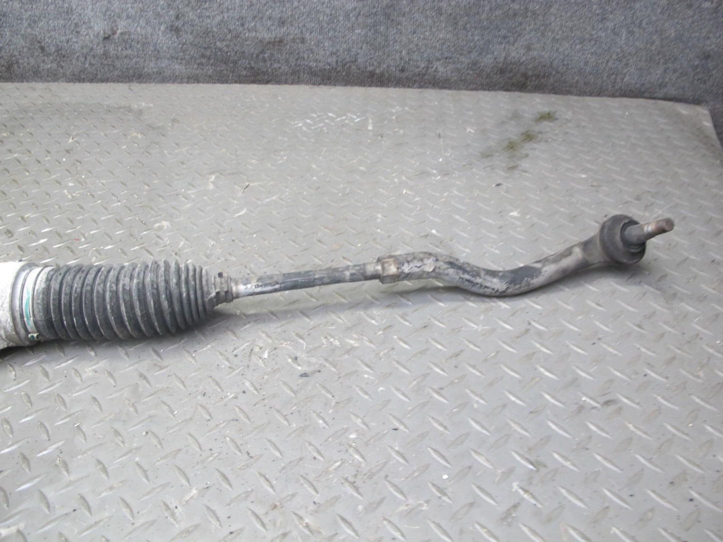 2014-2015 Infiniti QX60 Power Steering Rack & Pinion 49001-3KA0A
