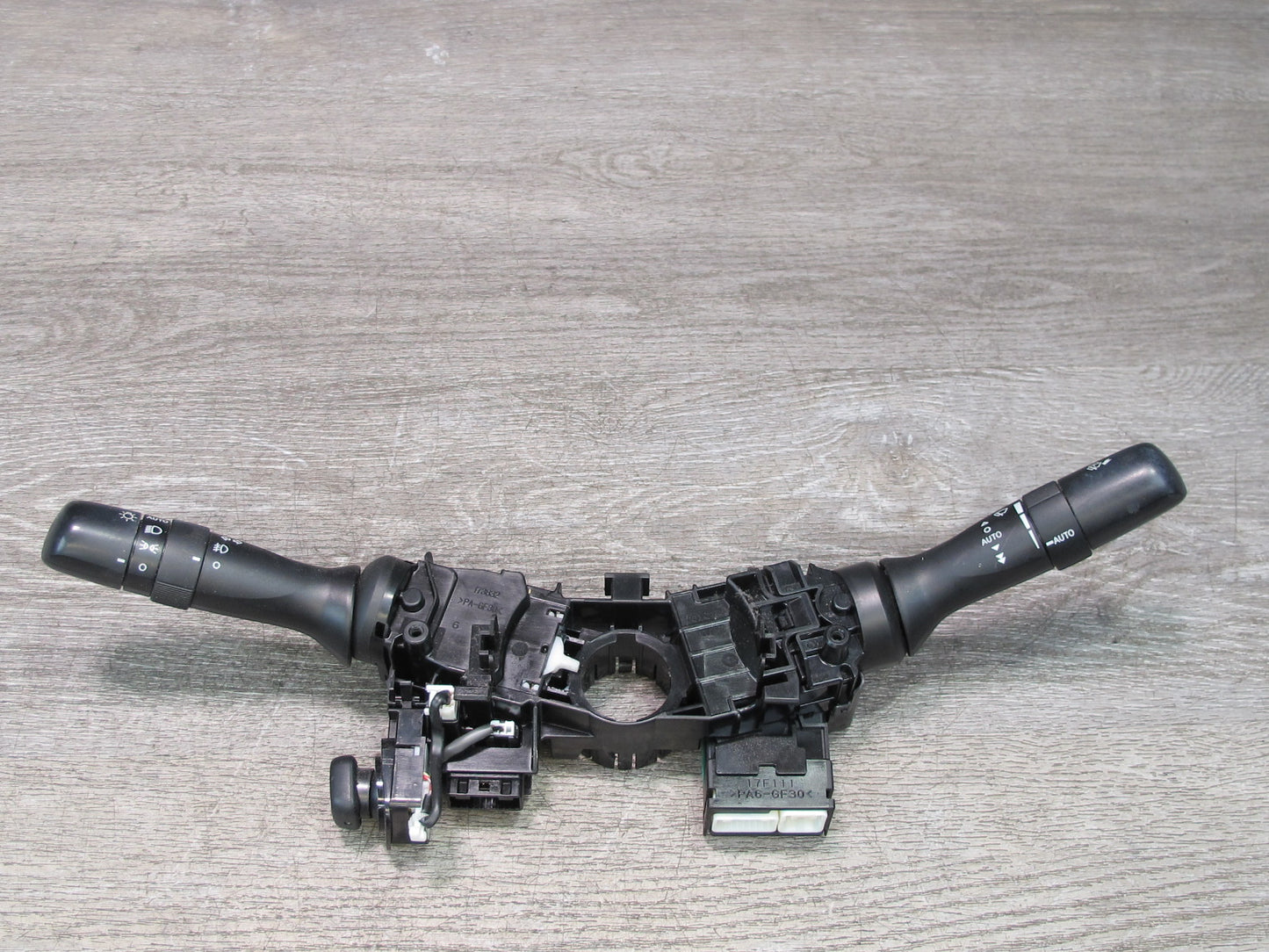 10-11 Lexus IS350 IS250 Convertible Steering Column Turn Signal Wiper Switch OEM