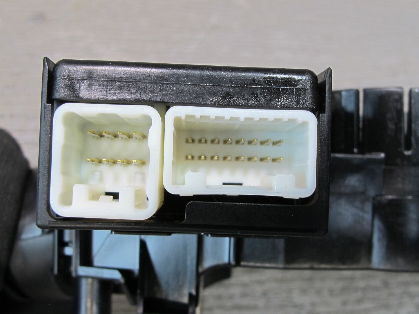 10-11 Lexus IS350 IS250 Convertible Steering Column Turn Signal Wiper Switch OEM