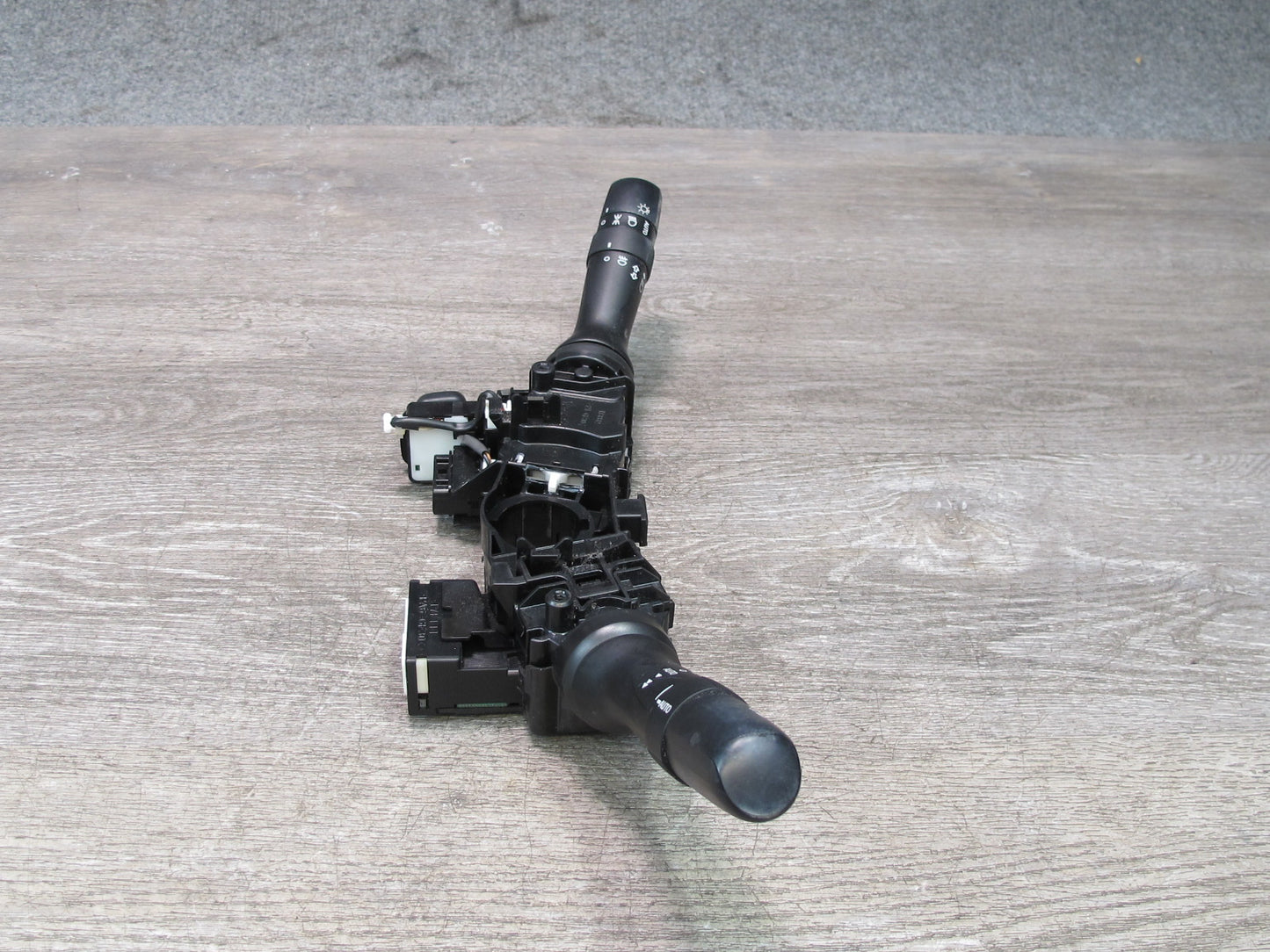 10-11 Lexus IS350 IS250 Convertible Steering Column Turn Signal Wiper Switch OEM