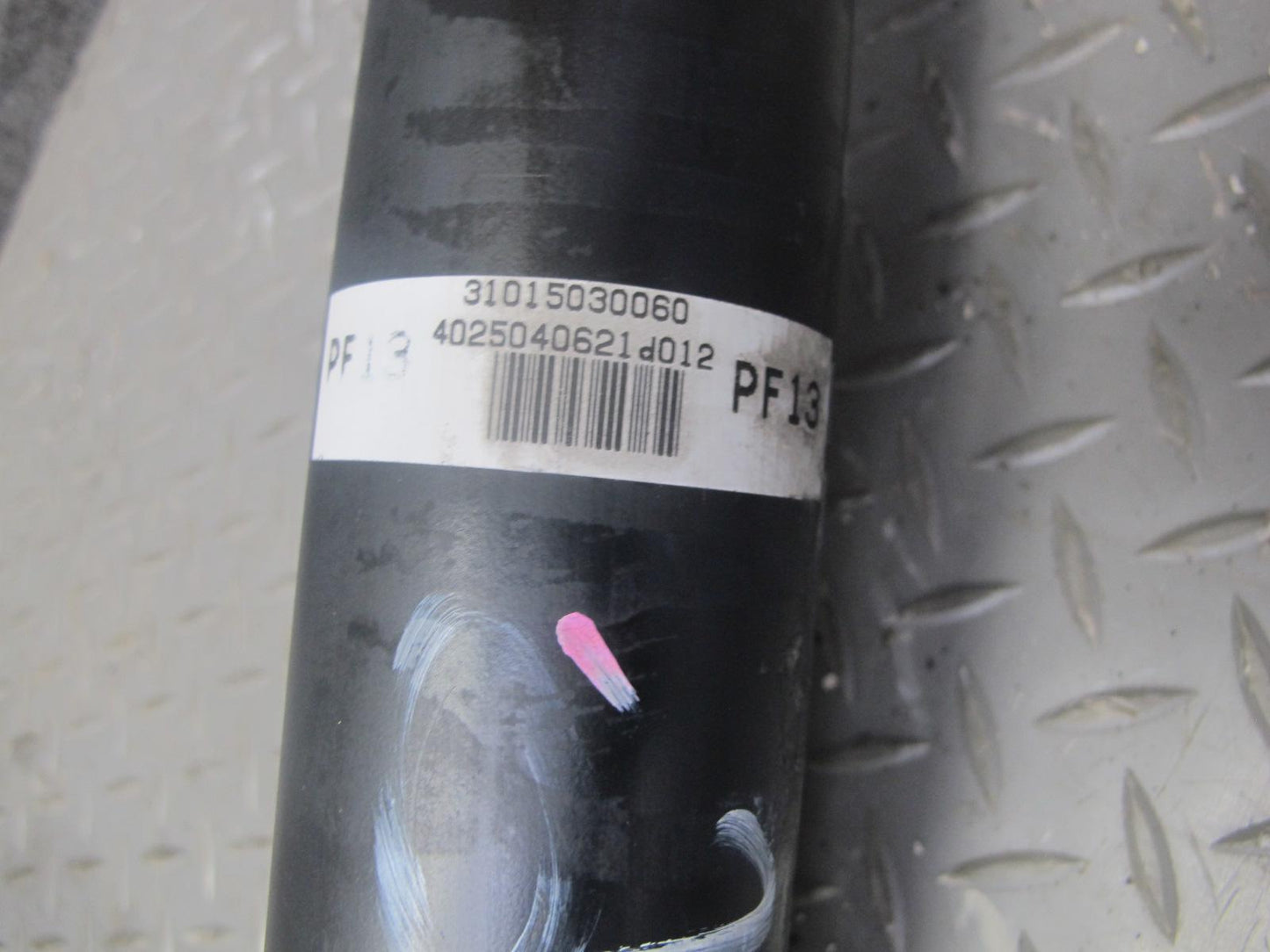 01-06 Lexus LS430 UCF30L RWD Rear Drive Shaft Driveshaft 116K Miles OEM
