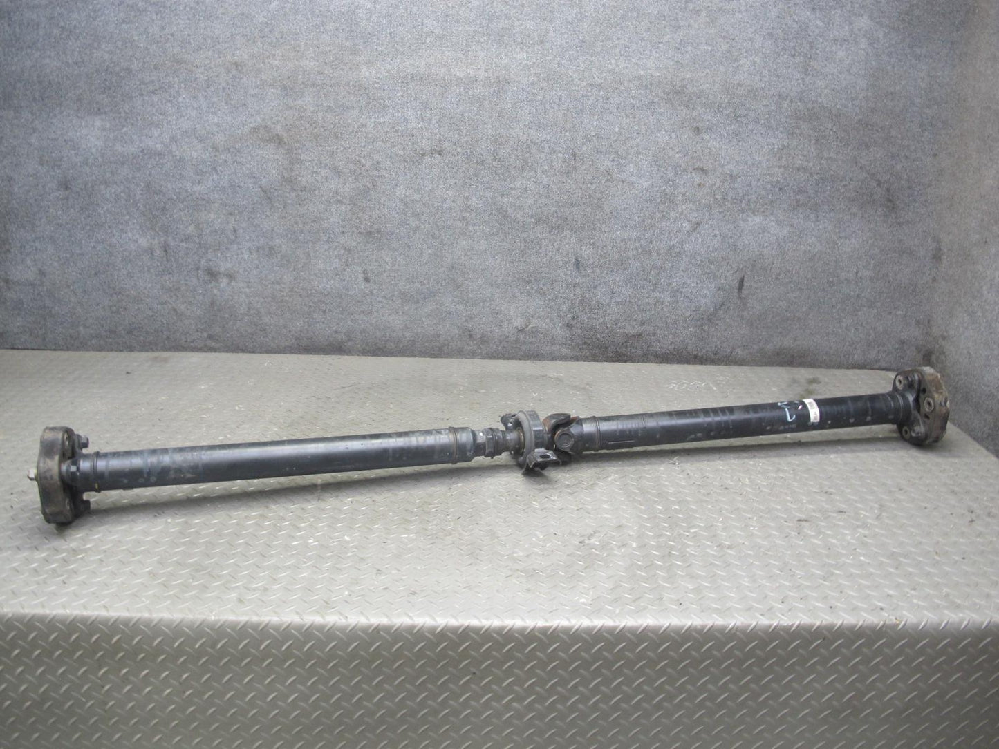 01-06 Lexus LS430 UCF30L RWD Rear Drive Shaft Driveshaft 116K Miles OEM