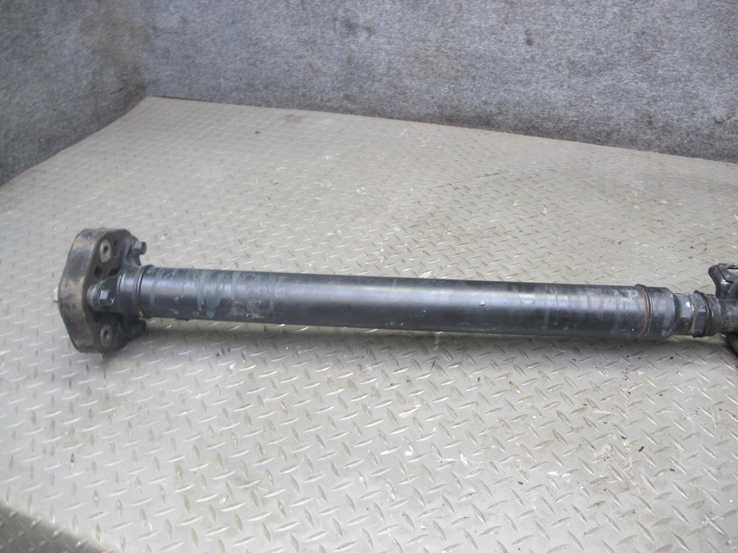 01-06 Lexus LS430 UCF30L RWD Rear Drive Shaft Driveshaft 116K Miles OEM