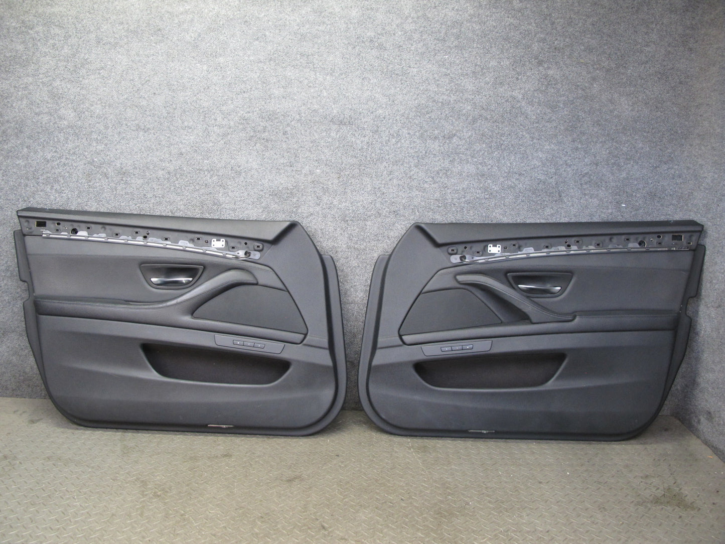 11-16 BMW F10 5-SERIES 550i Front Left Right Door Interior Trim Panel Cover OEM