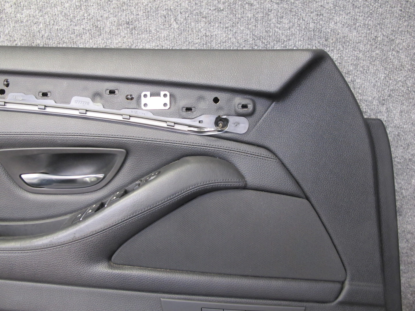 11-16 BMW F10 5-SERIES 550i Front Left Right Door Interior Trim Panel Cover OEM