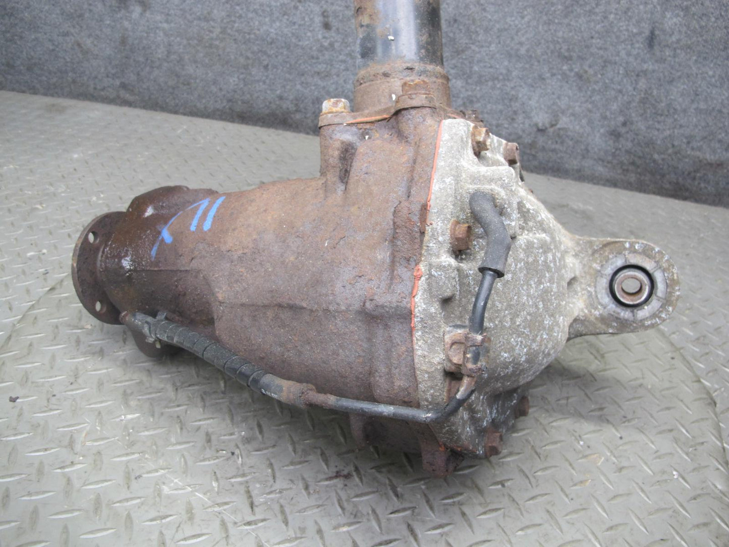 1998-2002 Lexus J100 LX470 4WD Front Differential Axle Carrier 4.30 Ratio 85K