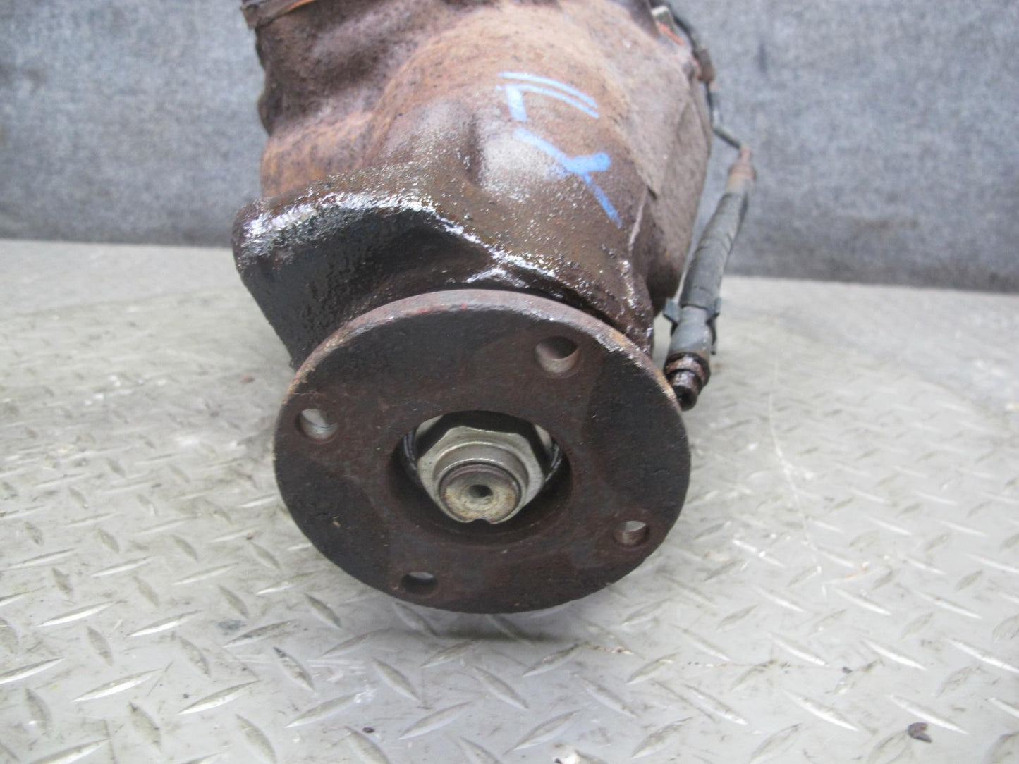 1998-2002 Lexus J100 LX470 4WD Front Differential Axle Carrier 4.30 Ratio 85K