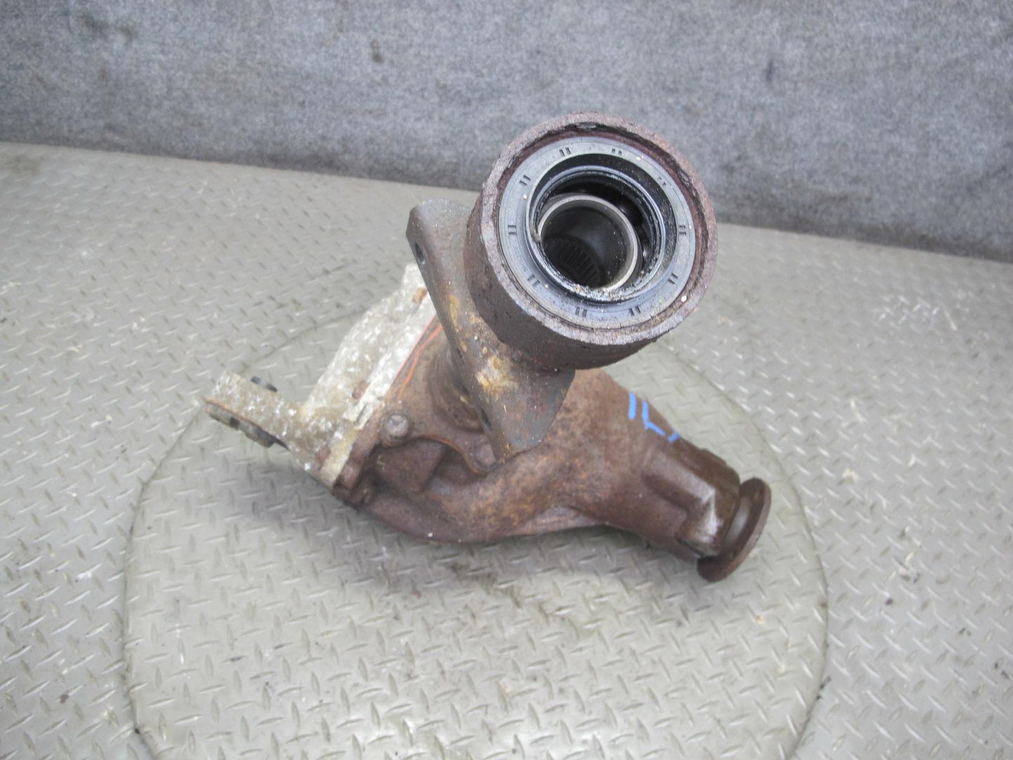 1998-2002 Lexus J100 LX470 4WD Front Differential Axle Carrier 4.30 Ratio 85K