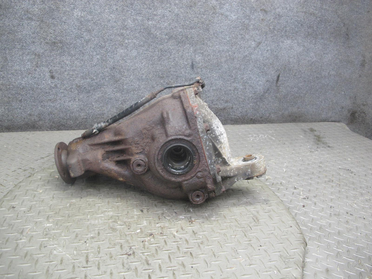 1998-2002 Lexus J100 LX470 4WD Front Differential Axle Carrier 4.30 Ratio 85K