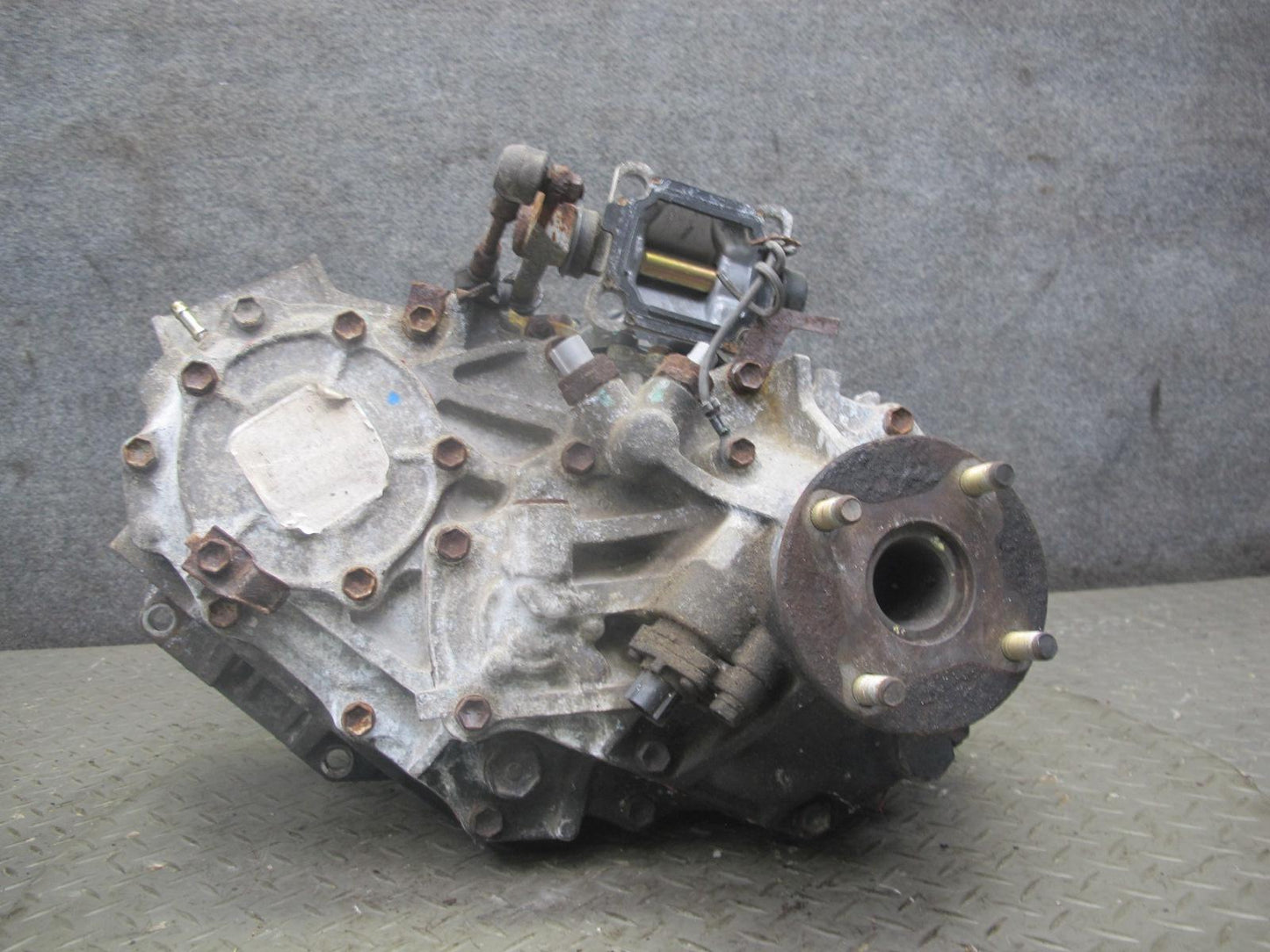 2000-2002 Lexus LX470 J100 Transmission Transfer Case Box W/ Motor Assy 85K Mile