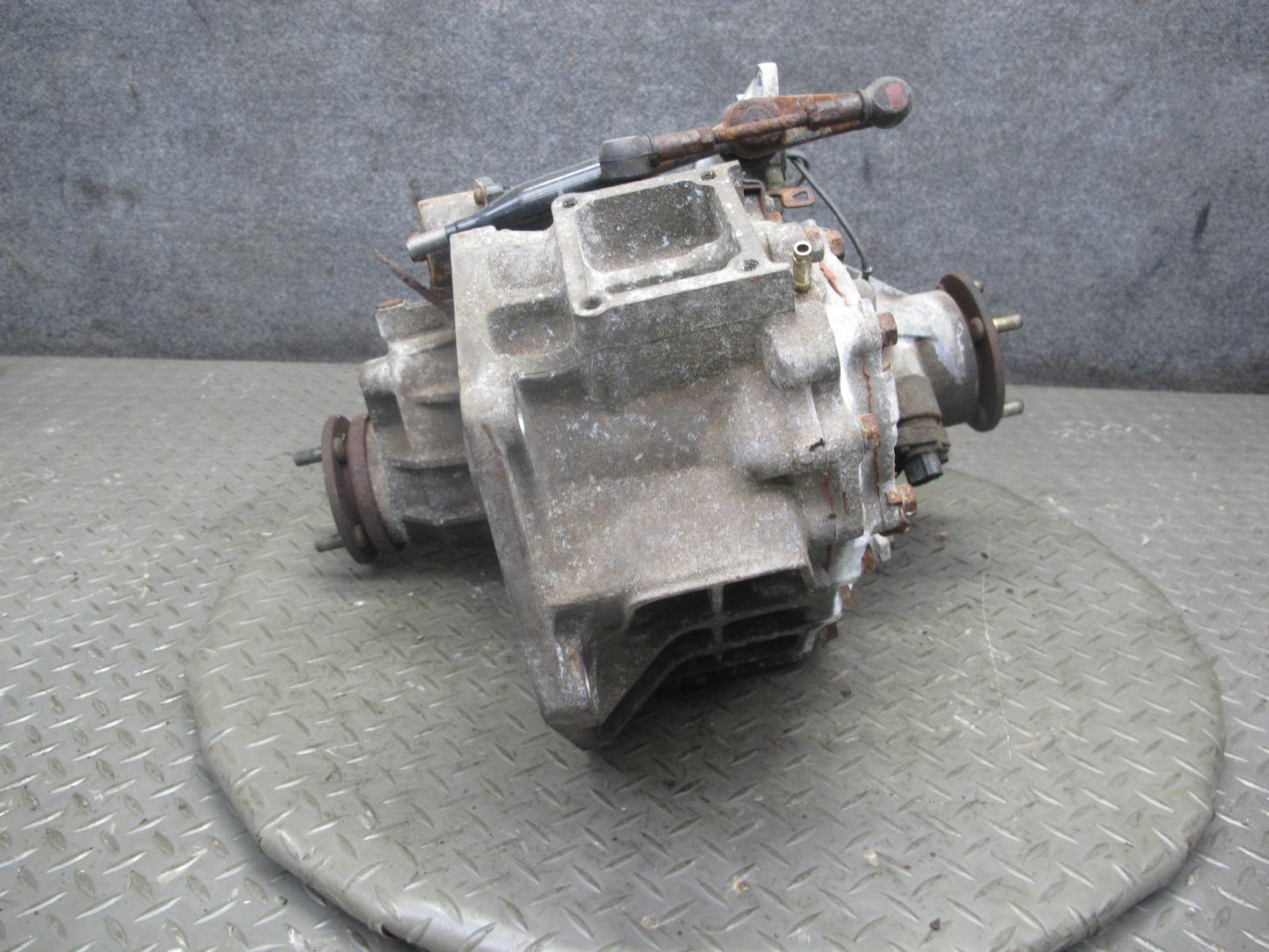 2000-2002 Lexus LX470 J100 Transmission Transfer Case Box W/ Motor Assy 85K Mile