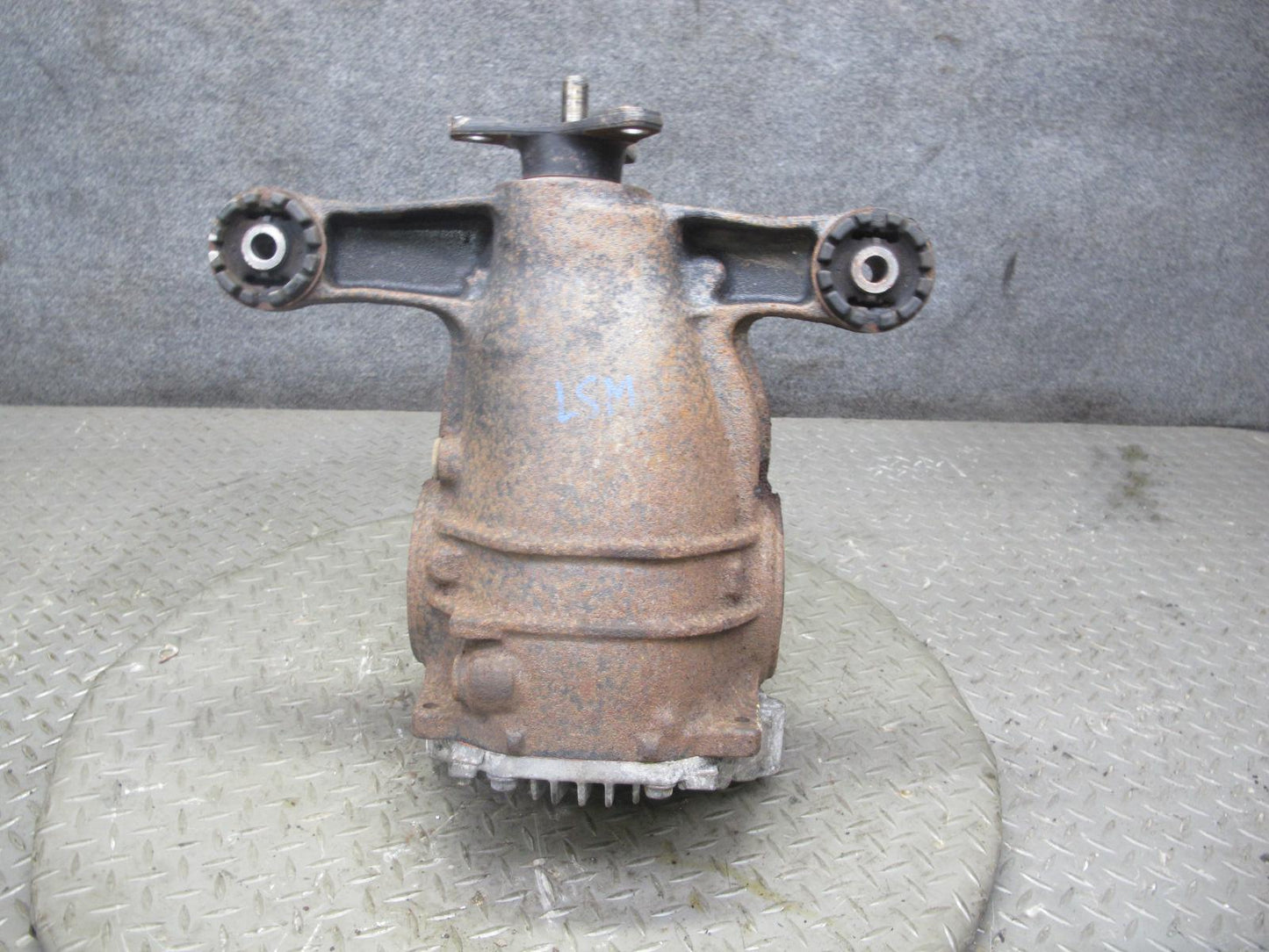 04-06 Lexus UCF30L LS430 RWD Rear Differential Carrier 3.769 Ratio 116K OEM