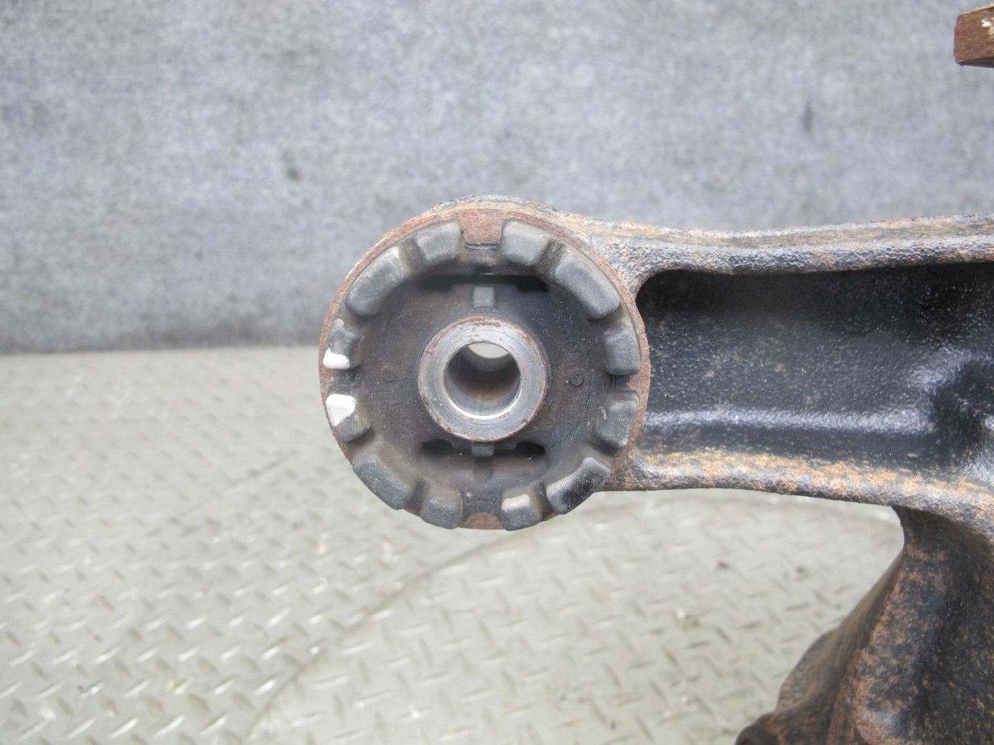 04-06 Lexus UCF30L LS430 RWD Rear Differential Carrier 3.769 Ratio 116K OEM
