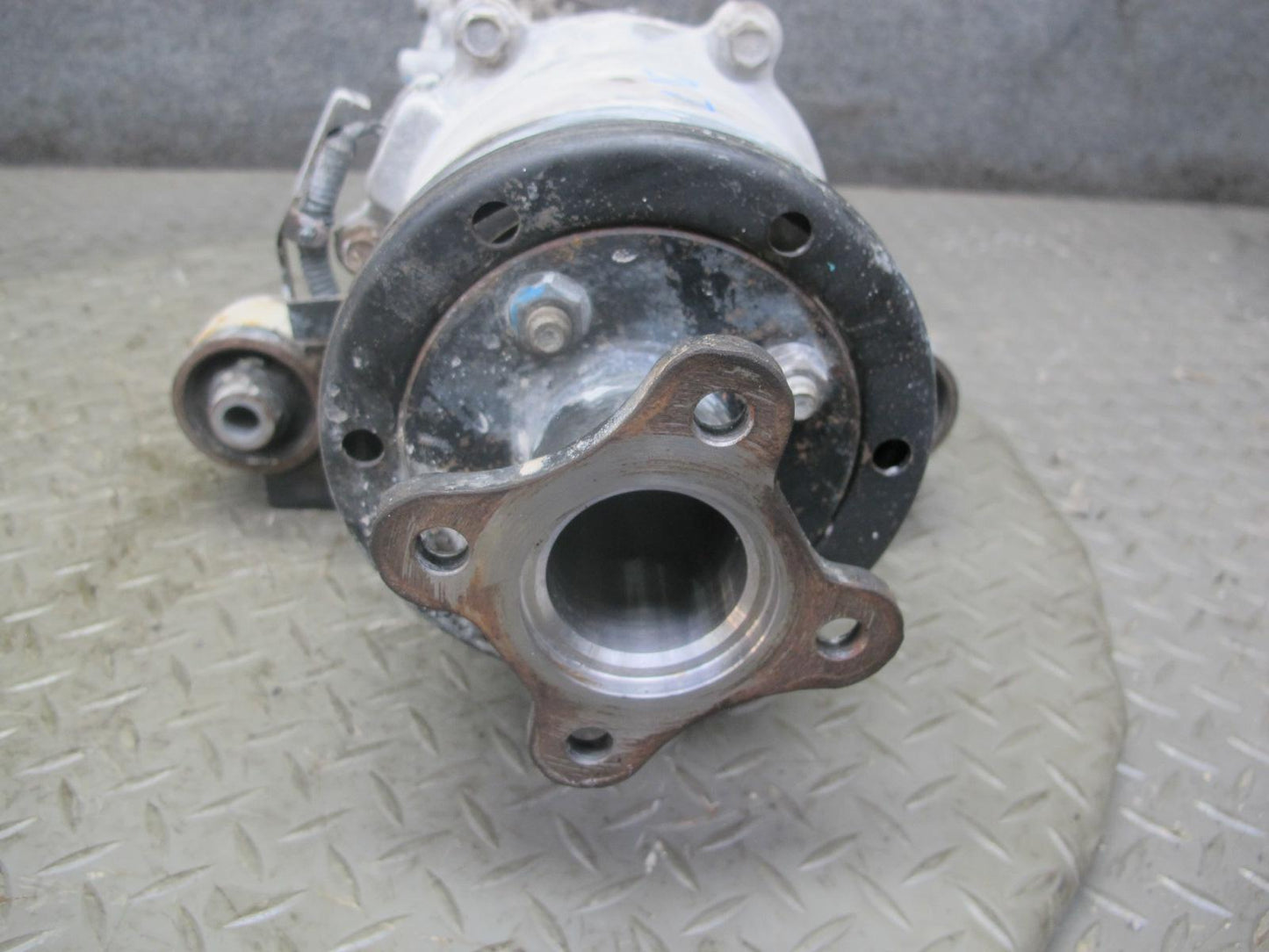 2014-2015 Infiniti QX60 2.5L Hybrid AWD Rear Differential Carrier 123k Miles