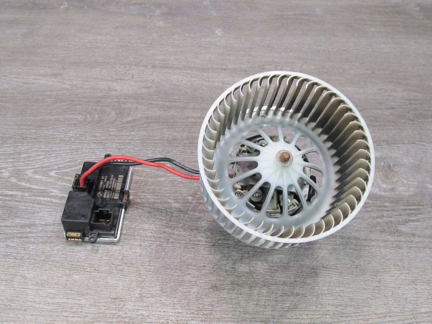 11-16 BMW F10 5-SERIES 550i A/C Heater Blower Motor Fan w Resistor 9242607 OEM