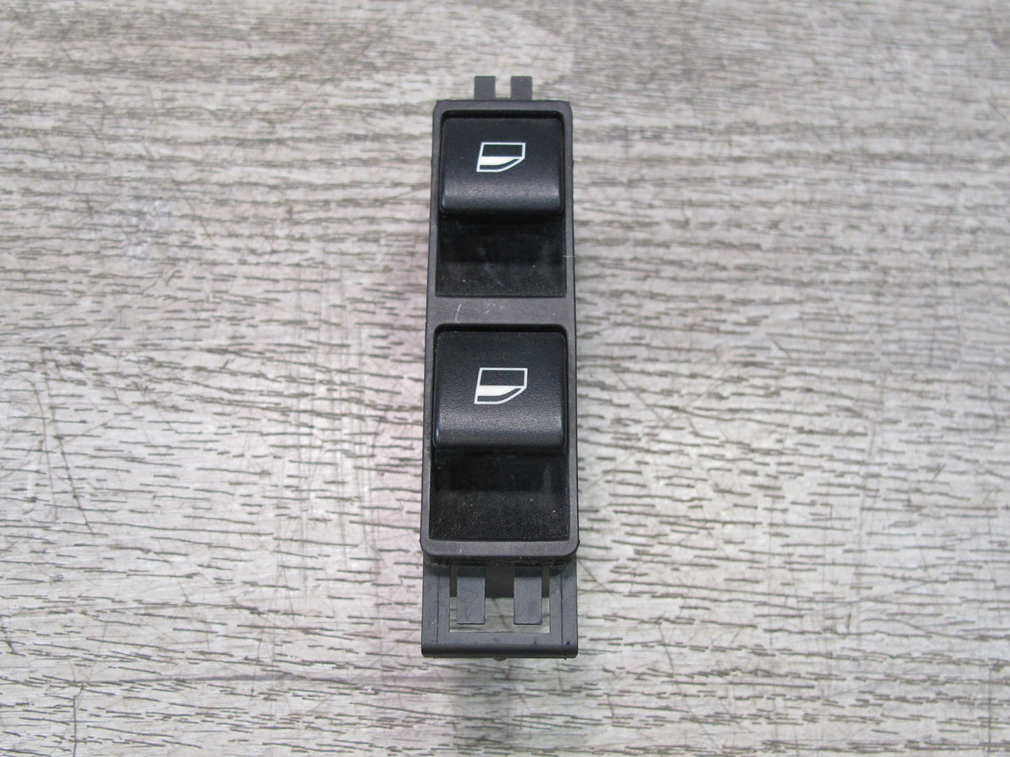 2001-2006 BMW E46 M3 Coupe Convertible Right Passenger Side Window Switch