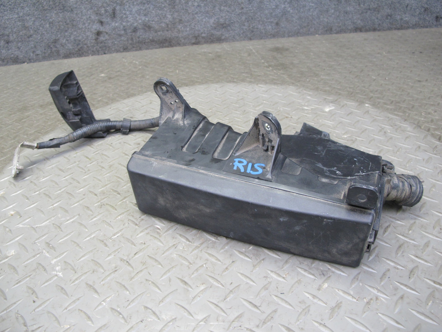 10-15 Lexus IS250 Convertible Power Distribution Fuse Box w Battery Cable OEM