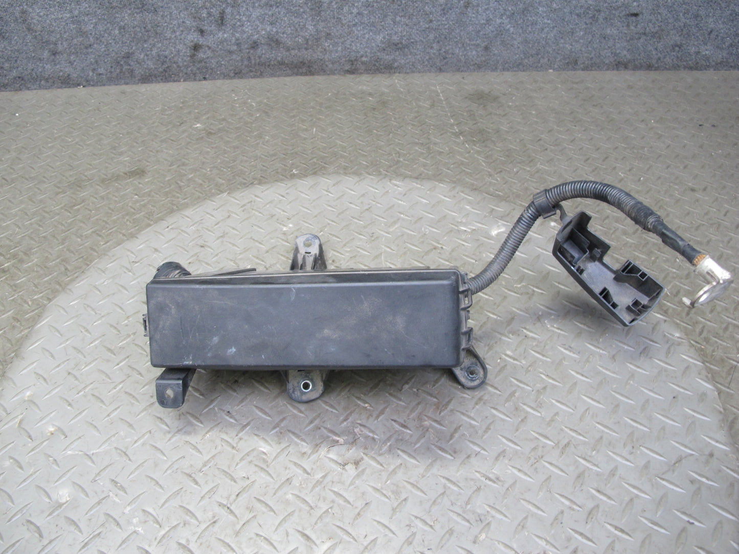 10-15 Lexus IS250 Convertible Power Distribution Fuse Box w Battery Cable OEM