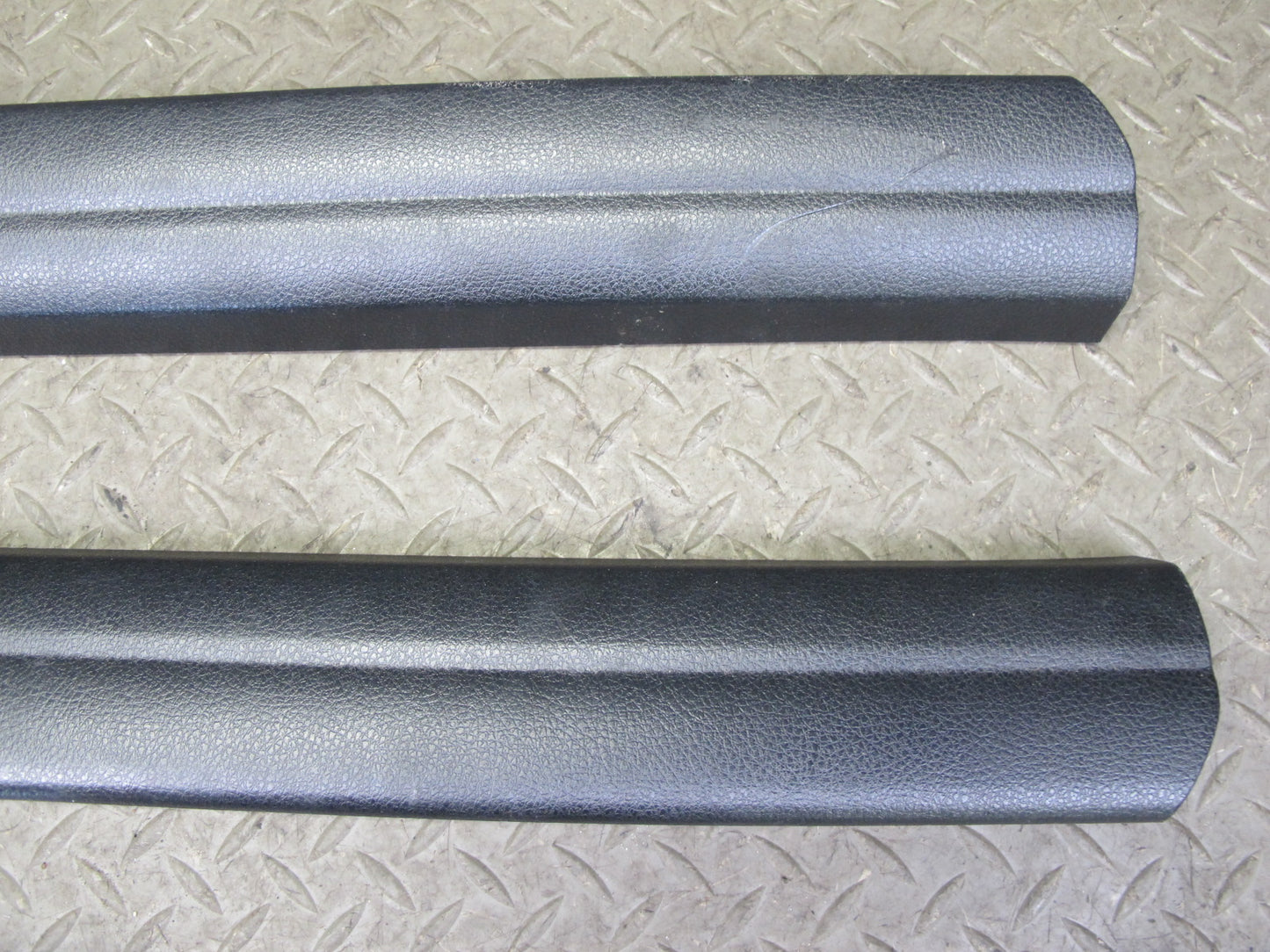 11-16 BMW F10 5-SERIES 550i Set of 2 Front Door Scuff Sill Plate Trim Panel OEM