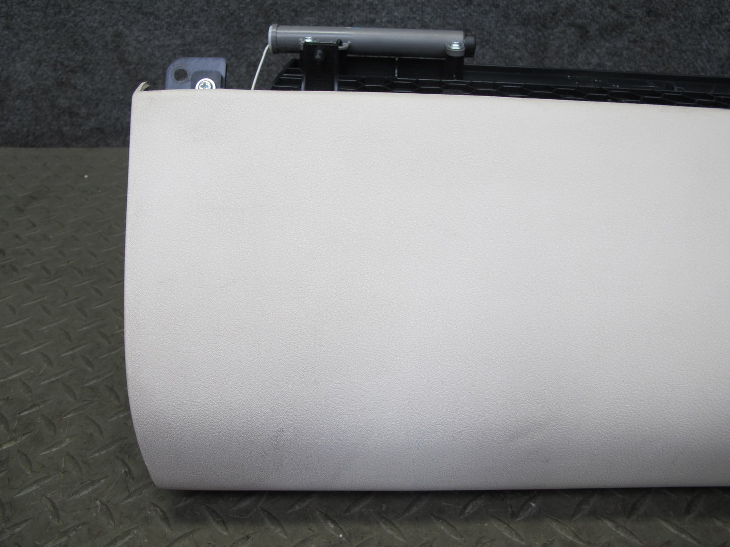 10-11 Lexus GSE20L IS350 IS250 Dash Glove Box Compartment Storage Alabaster OEM