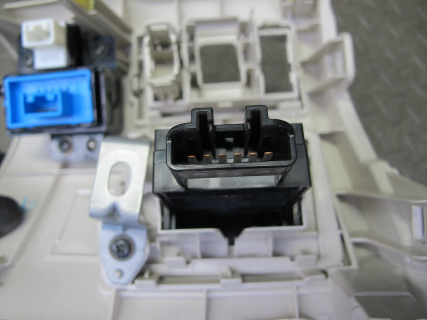 2010 Lexus IS350 IS250 Front Left Under Dash Panel Trim w Switches Alabaster OEM