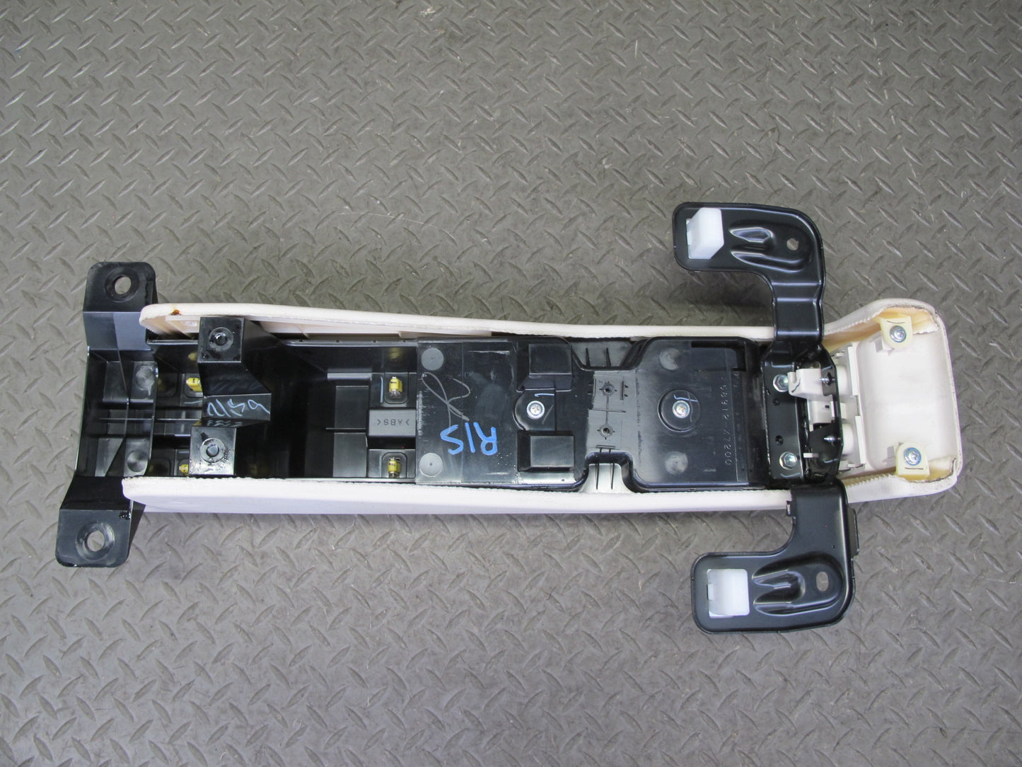 10-15 Lexus IS350 IS250 Convertible Rear Center Console w Armrest Alabaster OEM