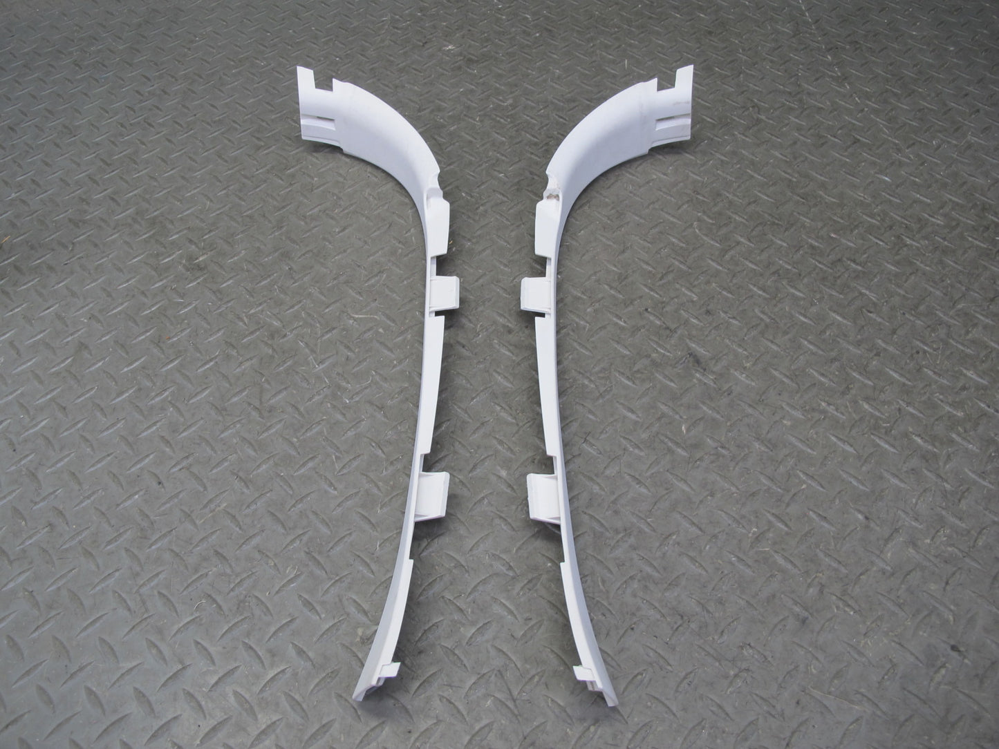 10-15 Lexus IS350 IS250 Convertible Set of 2 Left & Right Door Opening Trim OEM