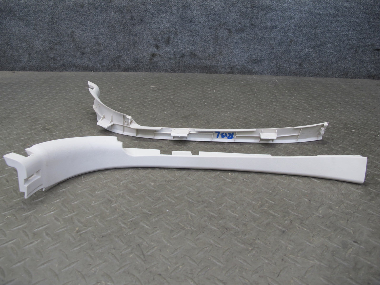10-15 Lexus IS350 IS250 Convertible Set of 2 Left & Right Door Opening Trim OEM