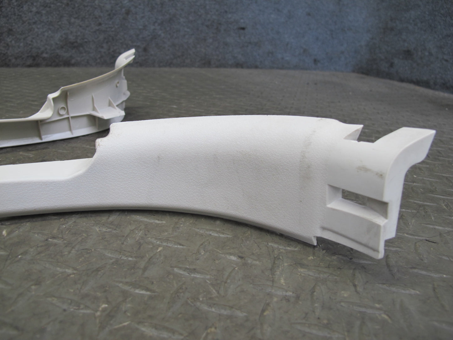 10-15 Lexus IS350 IS250 Convertible Set of 2 Left & Right Door Opening Trim OEM