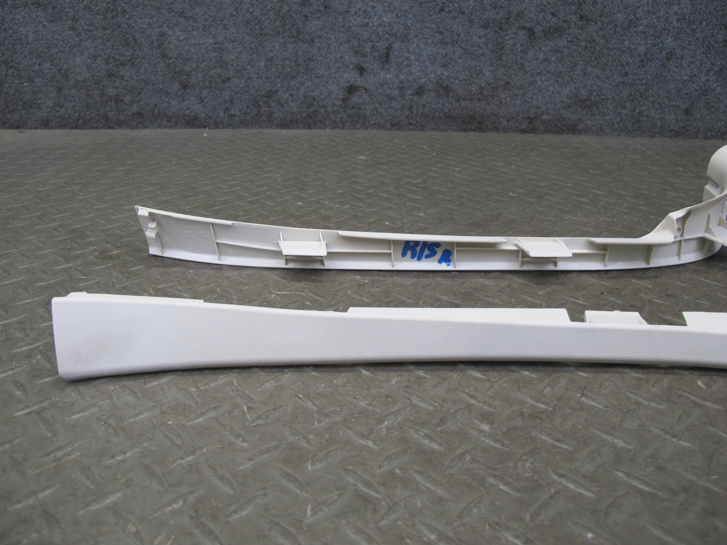 10-15 Lexus IS350 IS250 Convertible Set of 2 Left & Right Door Opening Trim OEM