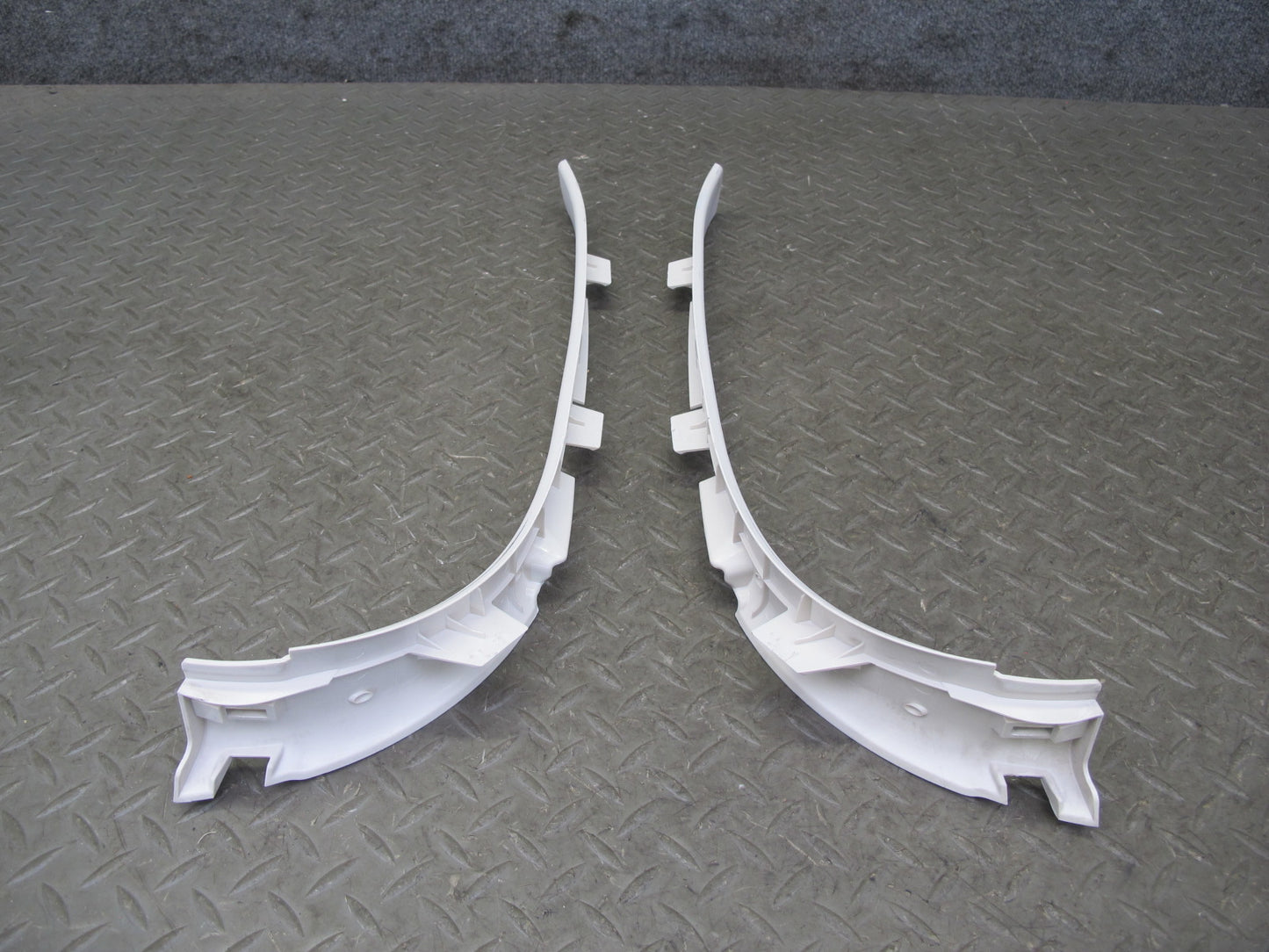 10-15 Lexus IS350 IS250 Convertible Set of 2 Left & Right Door Opening Trim OEM