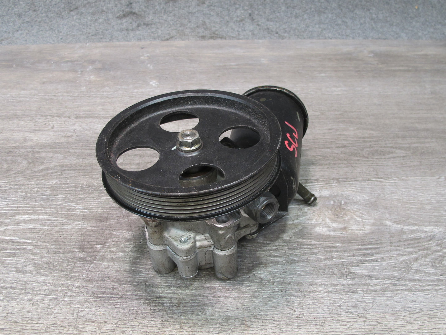 92-96 Lexus JZZ31L SC300 Power Steering Pump Reservoir Pulley Assy OEM