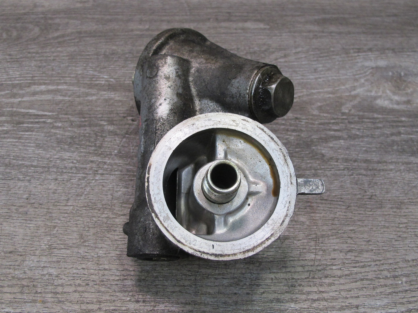 92-96 Lexus JZZ31L SC300 2JZGE Engine Oil Filter Housing OEM