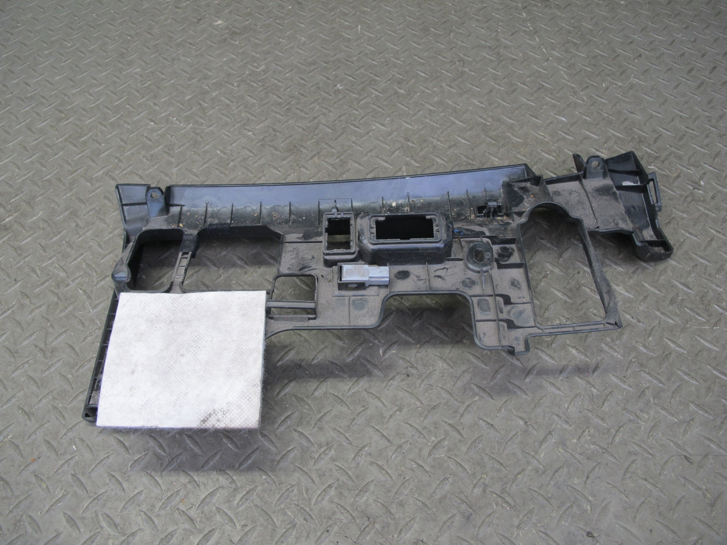 10-15 Lexus GSE20L IS350 IS250 Convertible Left Under Dash Trim Panel Black OEM