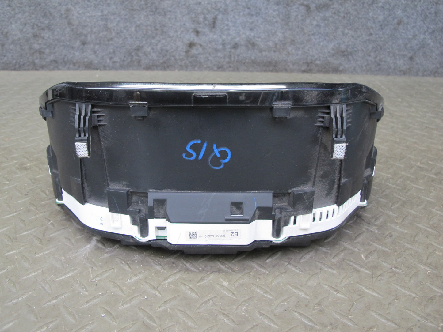 2010 Lexus GSE20L IS250 Convertible A/T Instrument Cluster Gauge Speedometer OEM