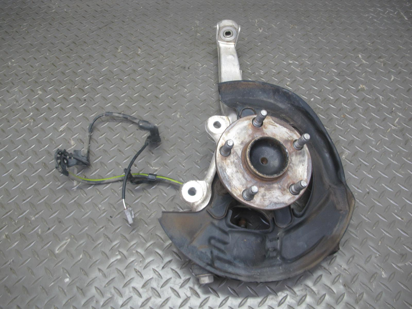 06-15 Lexus GSE20L IS250 RWD Front Right Spindle Knuckle Wheel Hub Bearing OEM