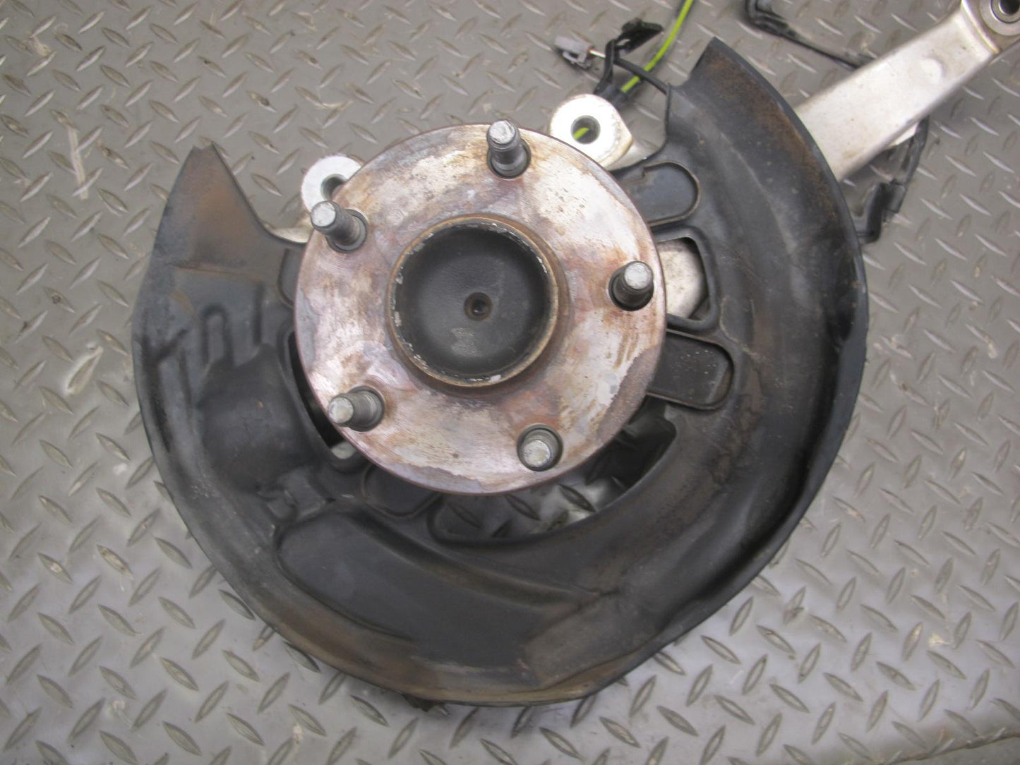06-15 Lexus GSE20L IS250 RWD Front Right Spindle Knuckle Wheel Hub Bearing OEM