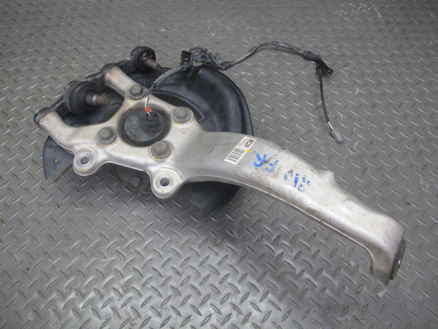 06-15 Lexus GSE20L IS250 RWD Front Right Spindle Knuckle Wheel Hub Bearing OEM
