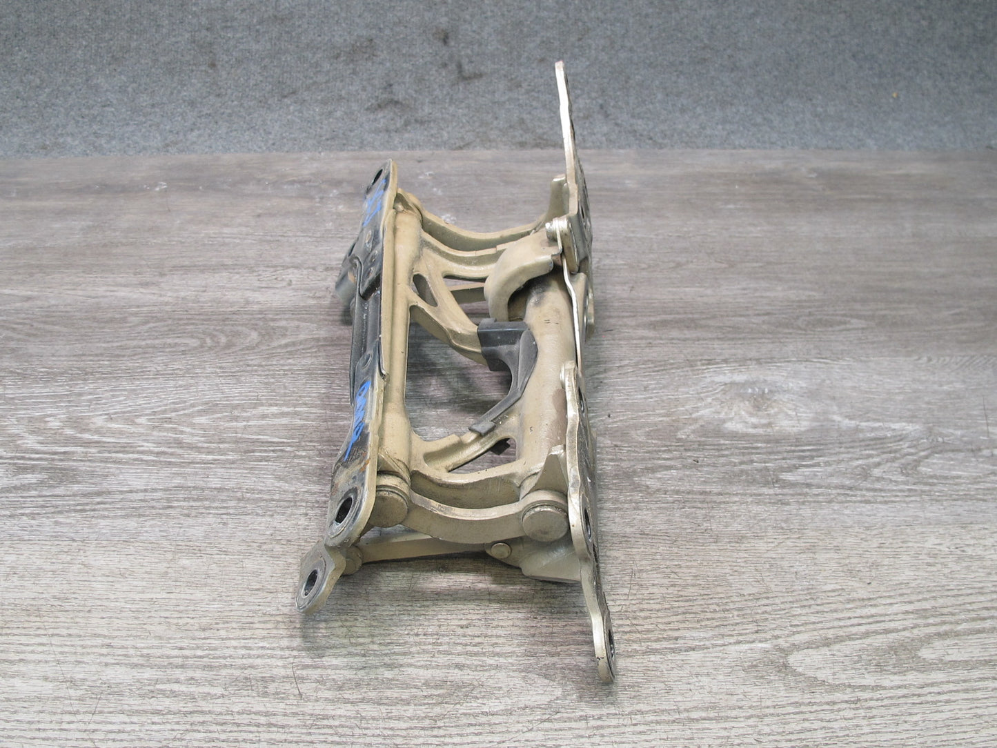 92-00 Lexus JZZ31L SC400 SC300 Left Driver Door Mount Hinge Beige OEM