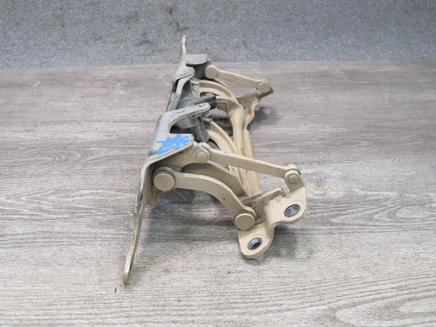 92-00 Lexus JZZ31L SC400 SC300 Right Passenger Door Mount Hinge Beige OEM